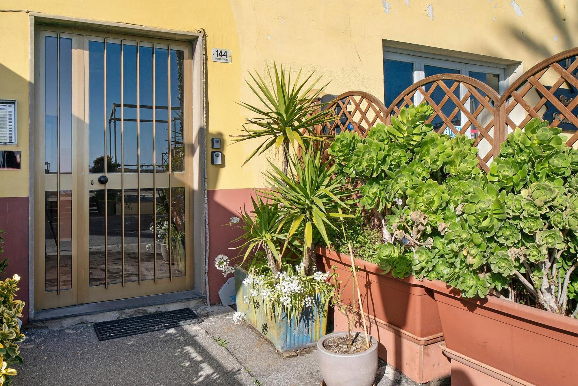 Casa Borgo Prino Apartment Imperia Exterior photo